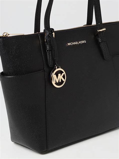 handtasche in rucksackform michael kors|michael kors tragetasche.